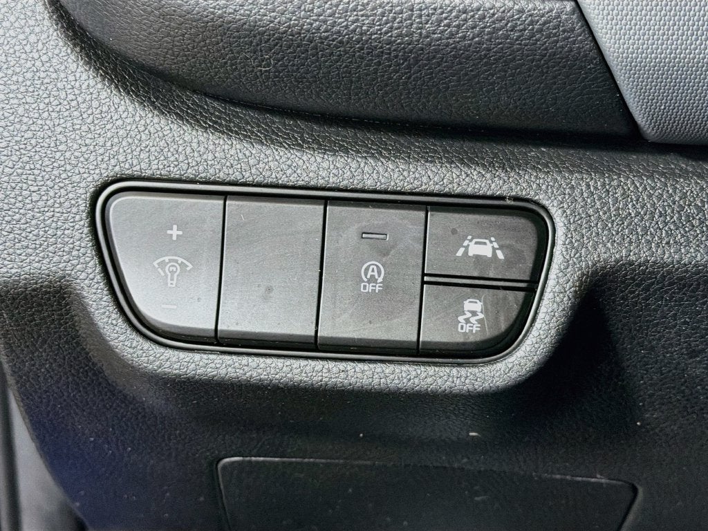2023 Kia Seltos LX