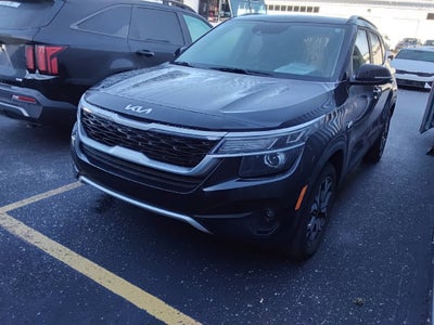 2023 Kia Seltos EX