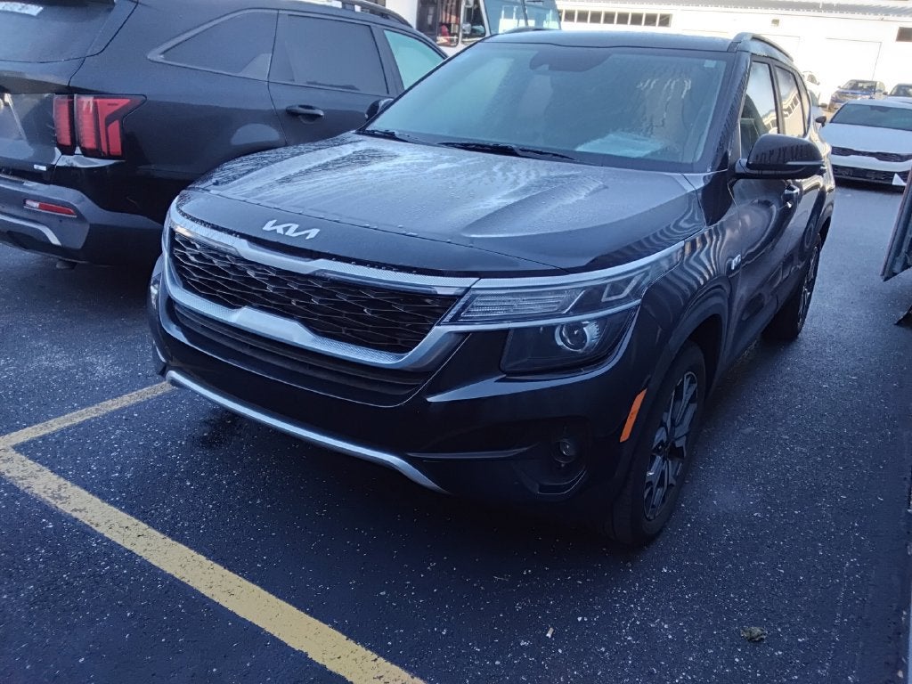 2023 Kia Seltos EX