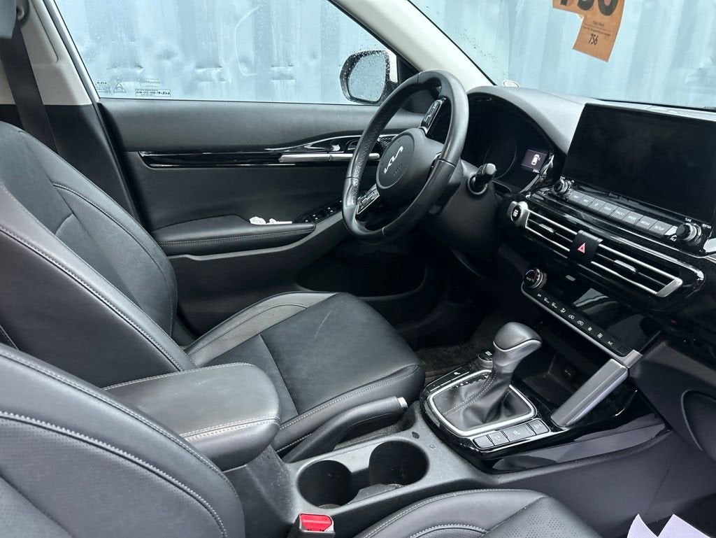 2022 Kia Seltos EX