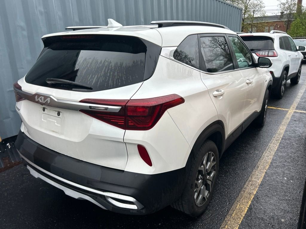 2022 Kia Seltos EX