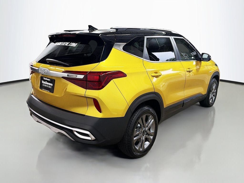 2023 Kia Seltos S