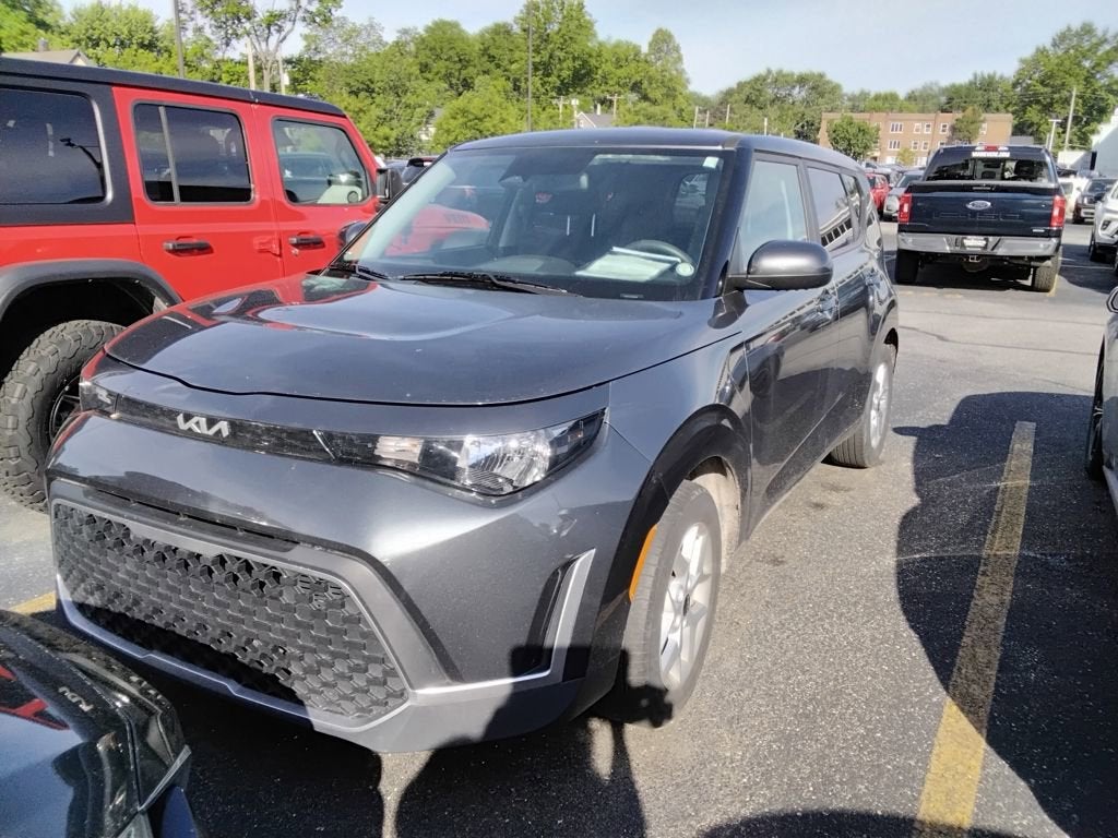 2023 Kia Soul LX