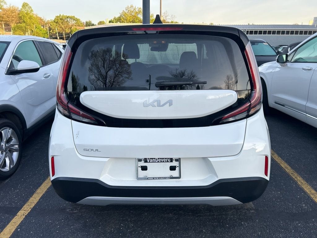 2024 Kia Soul LX