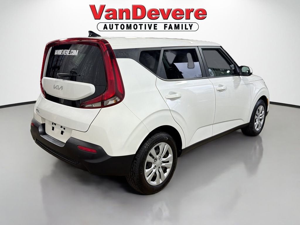 2022 Kia Soul LX