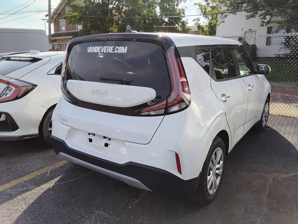 2024 Kia Soul LX
