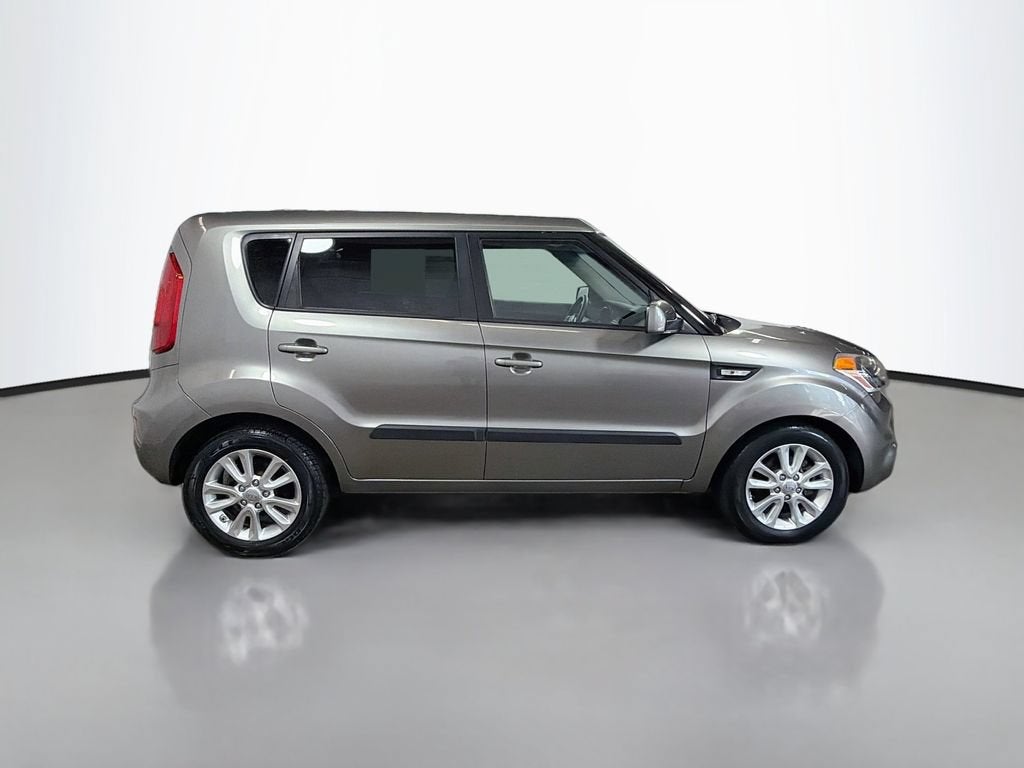 2013 Kia Soul Base