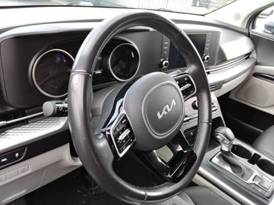 2022 Kia Carnival LXS