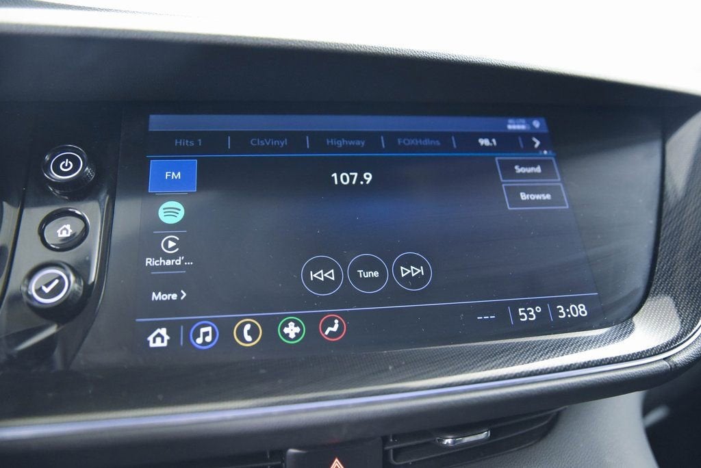 2021 Buick Envision Essence