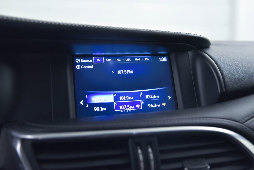 2019 INFINITI QX30 LUXE