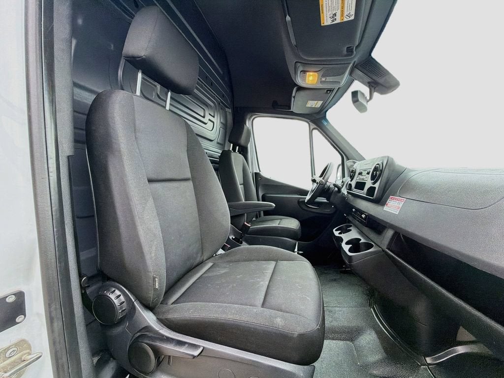 2021 Freightliner Sprinter Cargo Van NA