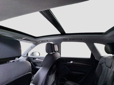 2024 Audi Q5 S line Premium Plus