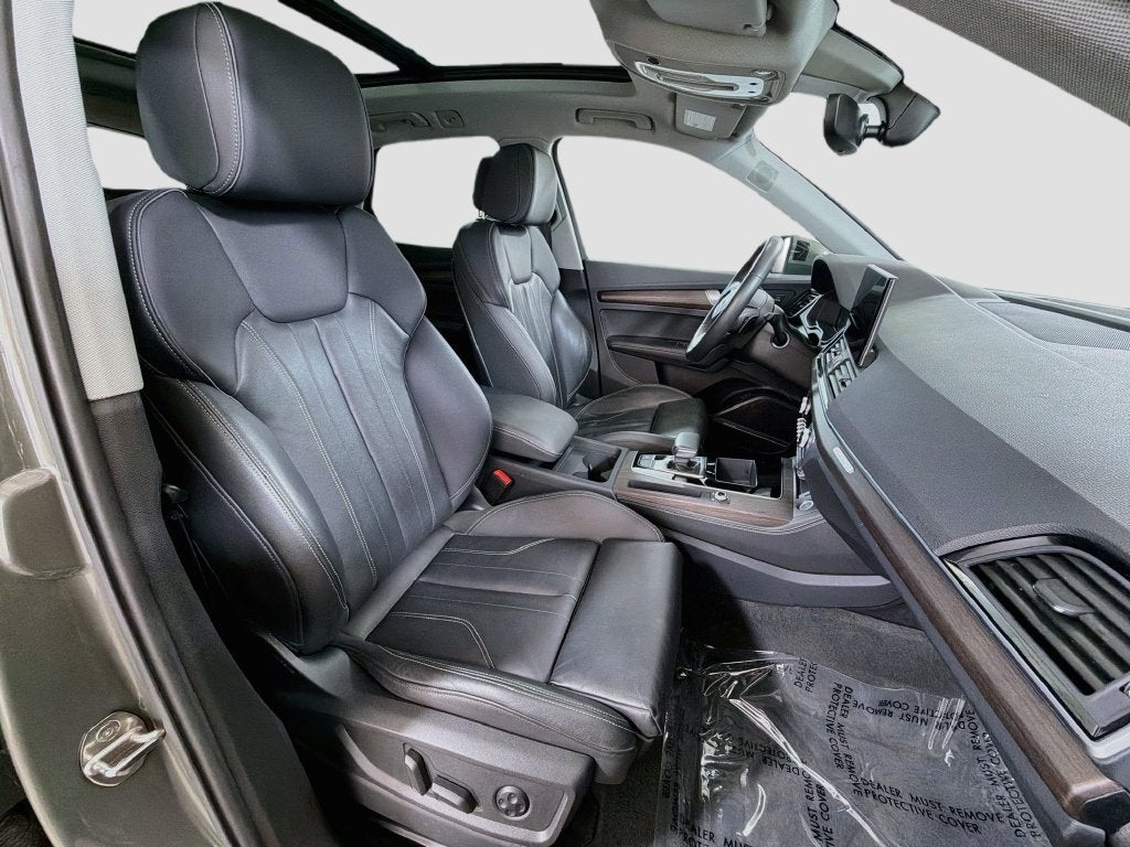 2024 Audi Q5 S line Premium Plus