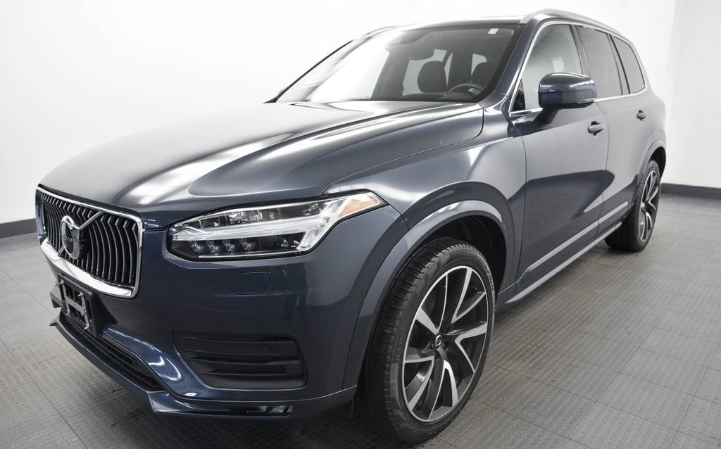 2022 Volvo XC90 Momentum
