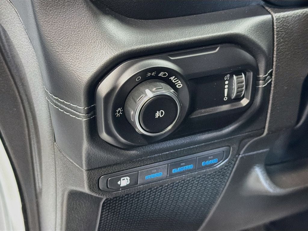 2024 Jeep Wrangler Sahara 4xe