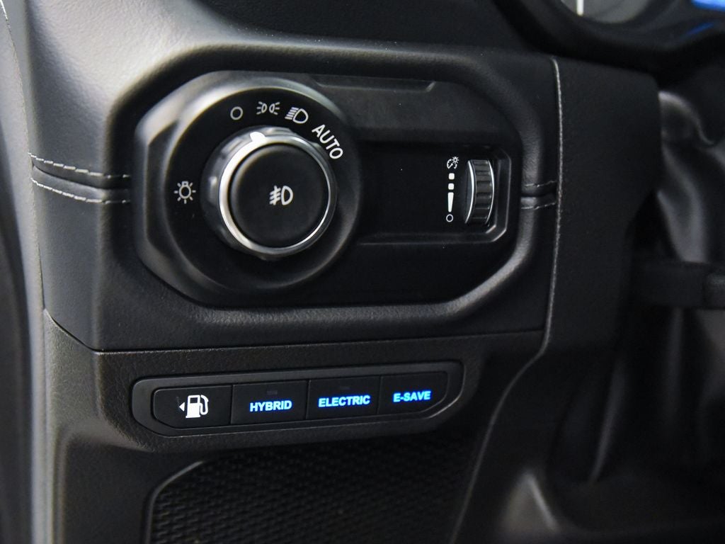 2024 Jeep Wrangler Sahara 4xe