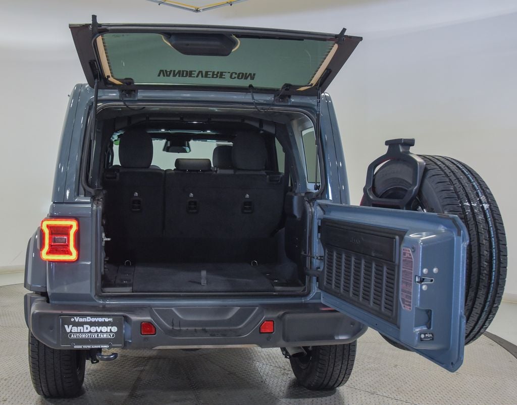 2025 Jeep Wrangler Sahara 4xe