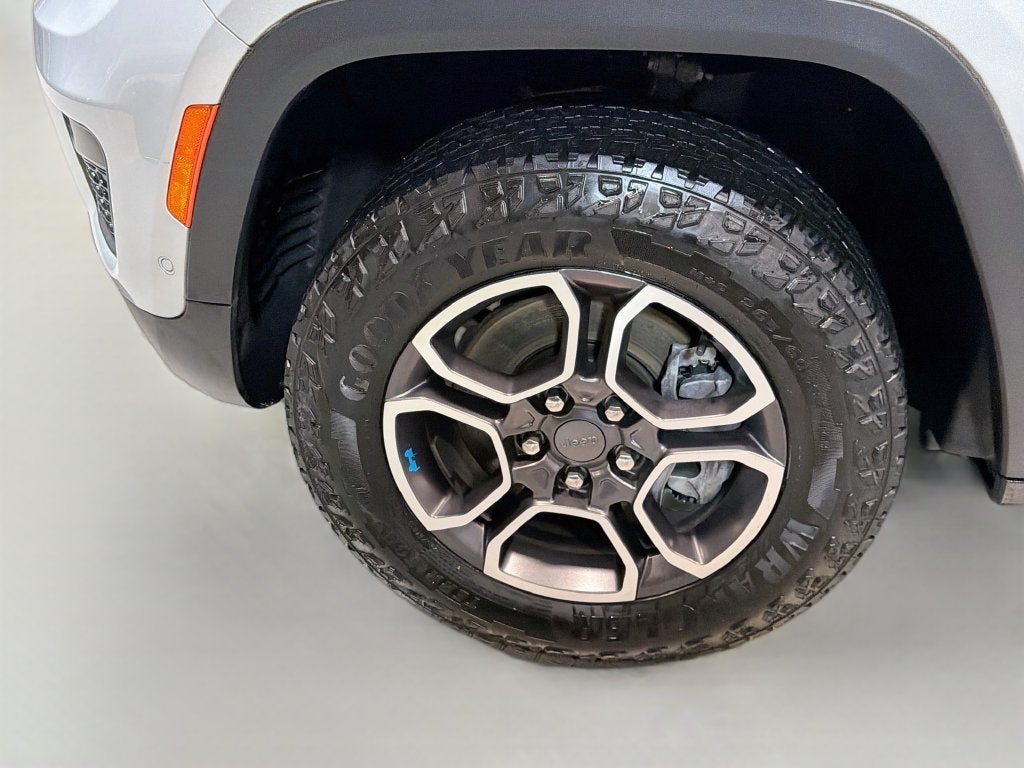 2023 Jeep Grand Cherokee Trailhawk 4xe