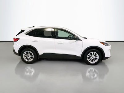 2022 Ford Escape Hybrid SE