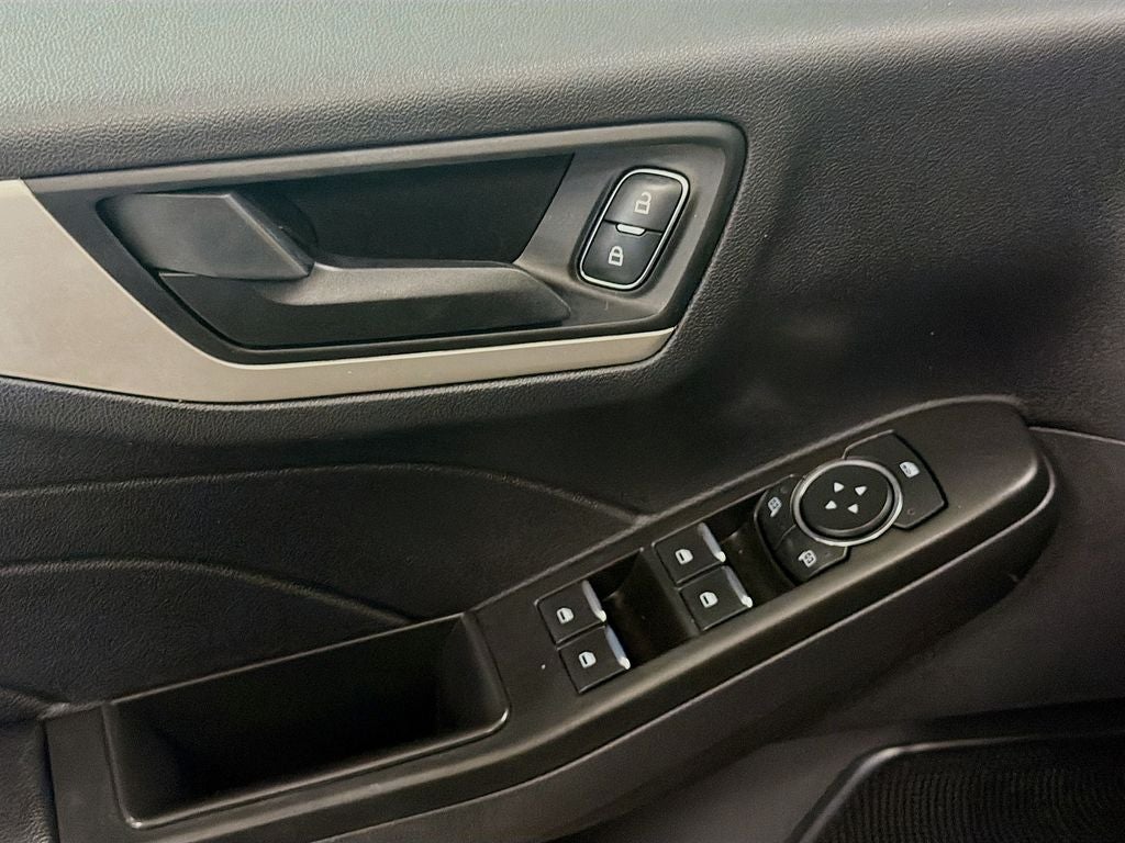 2022 Ford Escape Hybrid SE