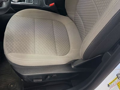 2022 Ford Escape Hybrid SE