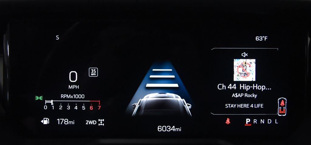 2025 GMC Acadia Denali