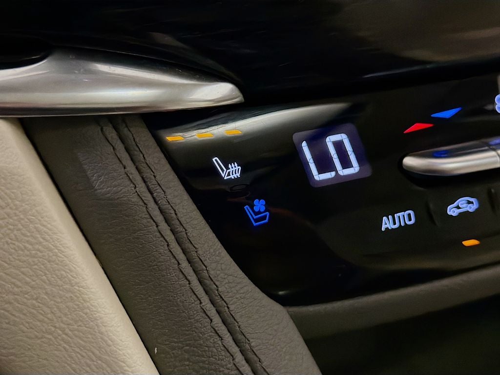 2020 Cadillac XT6 Premium Luxury