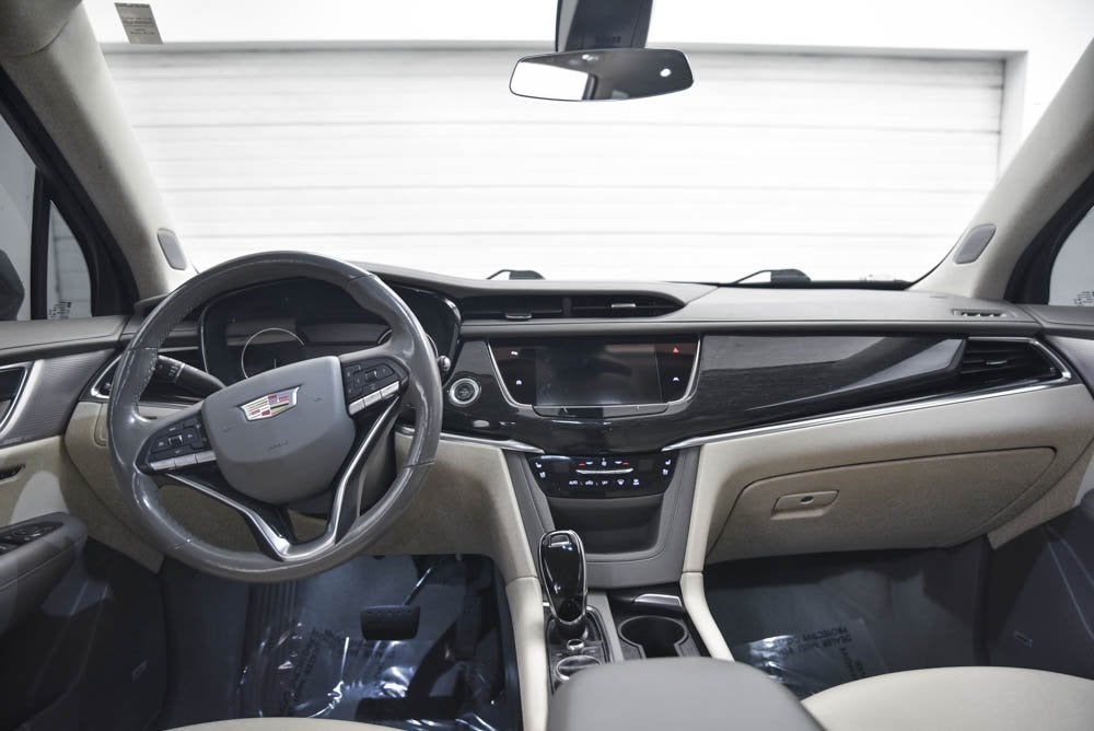 2022 Cadillac XT6 Premium Luxury