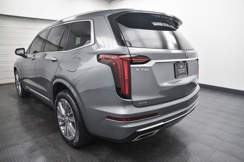 2022 Cadillac XT6 Premium Luxury
