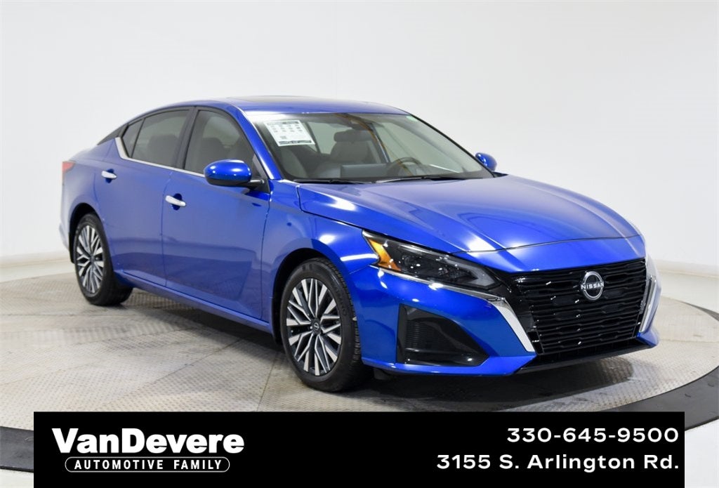 2025 Nissan Altima SV