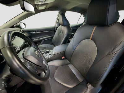 2020 Toyota Camry XLE