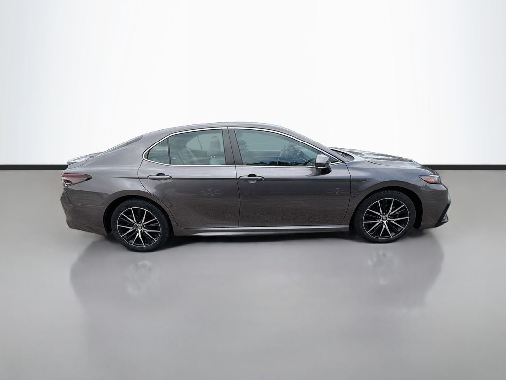 2023 Toyota Camry Hybrid SE
