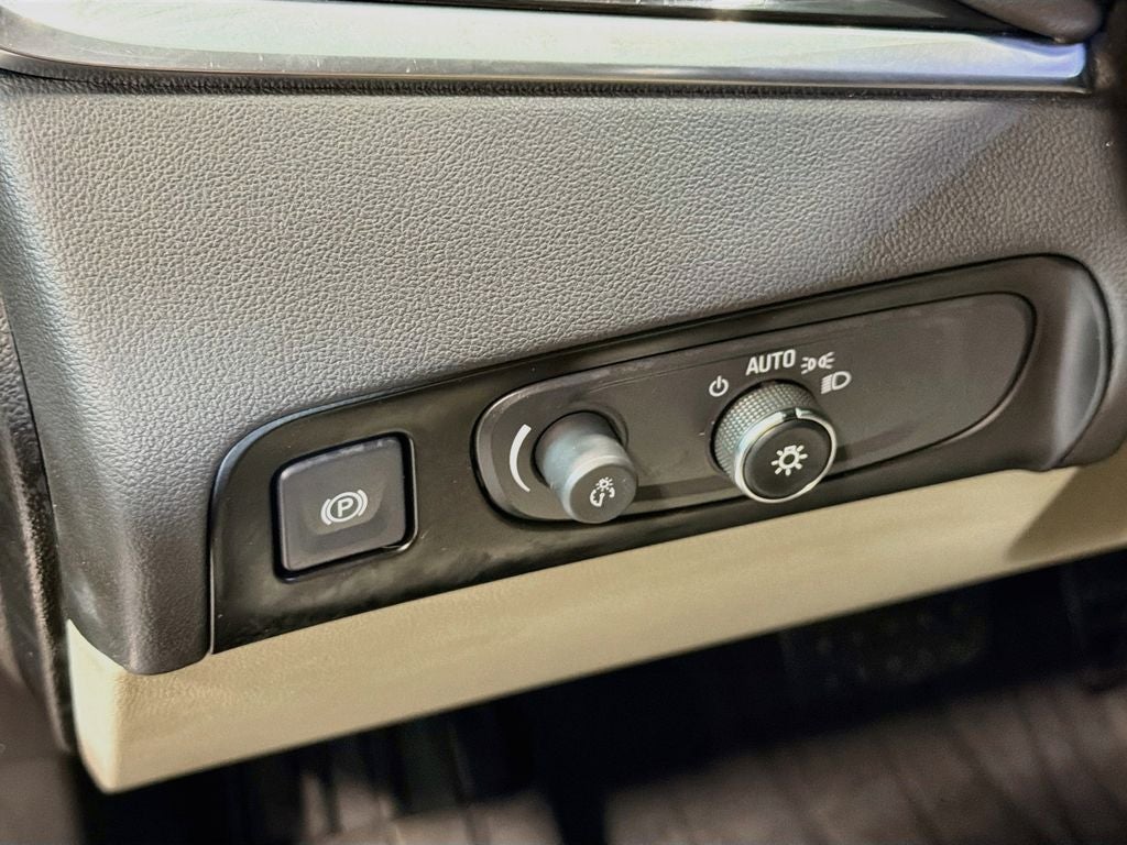 2020 Buick Enclave Essence