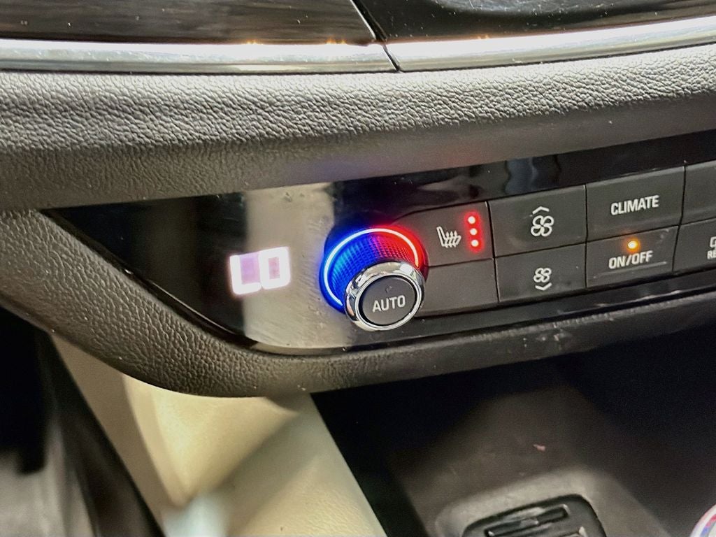 2020 Buick Enclave Essence