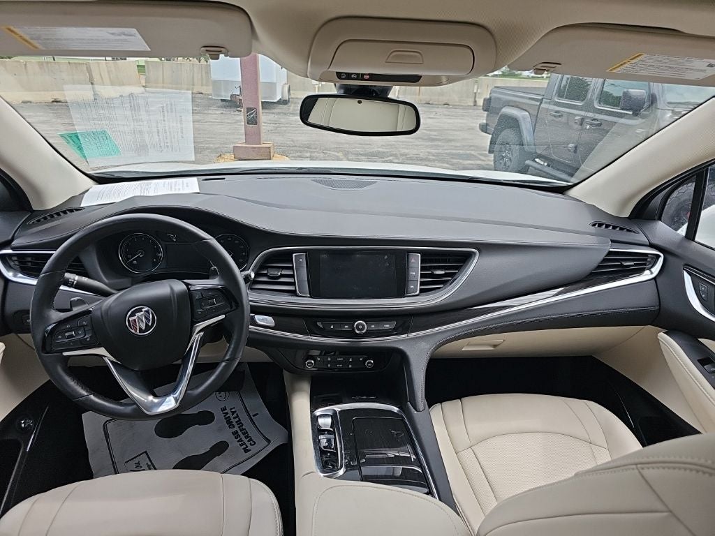 2023 Buick Enclave Essence