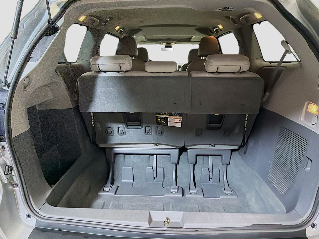 2020 Toyota Sienna XLE 7 Passenger
