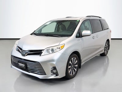 2020 Toyota Sienna XLE 7 Passenger