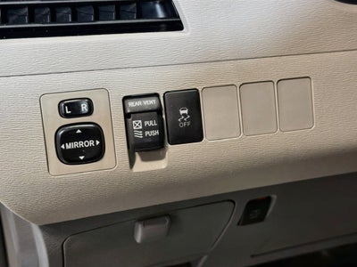 2014 Toyota Sienna XLE 8 Passenger