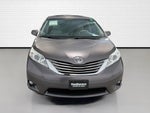 2014 Toyota Sienna XLE 8 Passenger