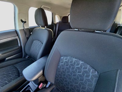 2024 Mitsubishi Outlander Sport 2.0 ES