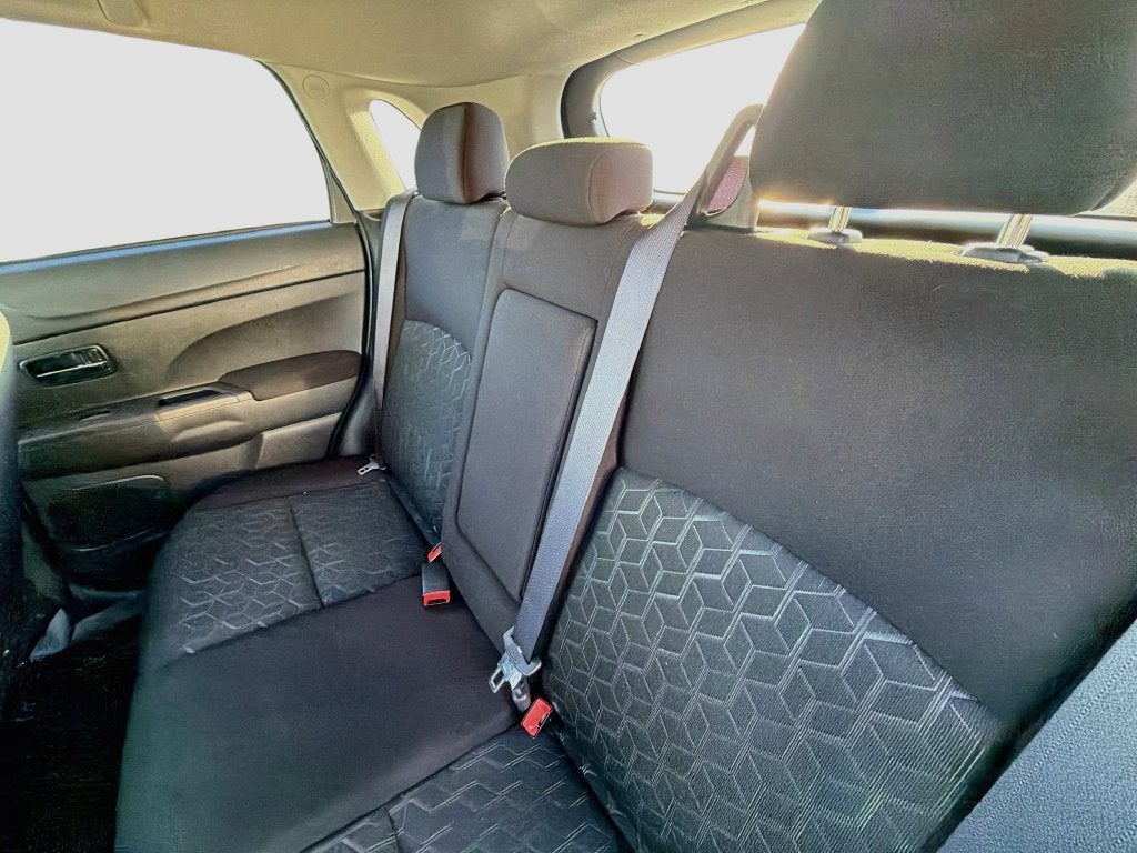 2024 Mitsubishi Outlander Sport 2.0 ES