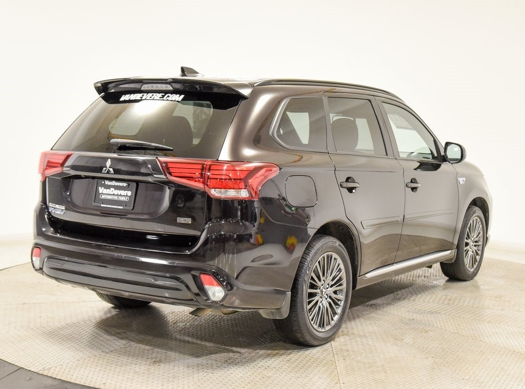 2021 Mitsubishi Outlander PHEV LE