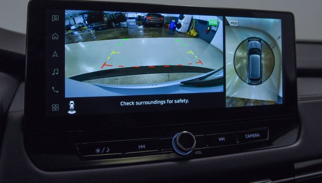 2025 Mitsubishi Outlander Base