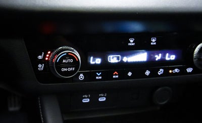 2025 Mitsubishi Outlander Base