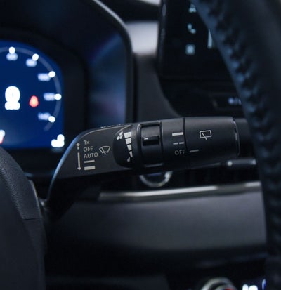 2025 Mitsubishi Outlander Base