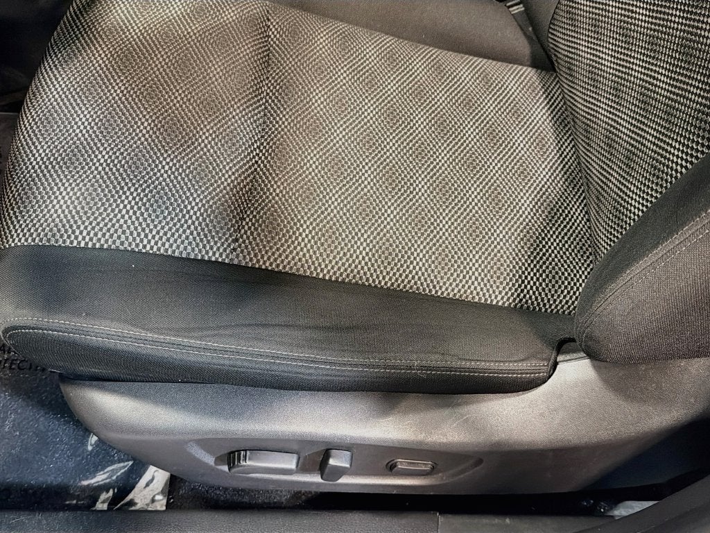 2017 Nissan Rogue Sport SV