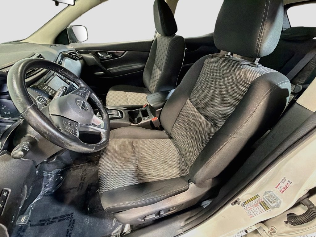 2017 Nissan Rogue Sport SV
