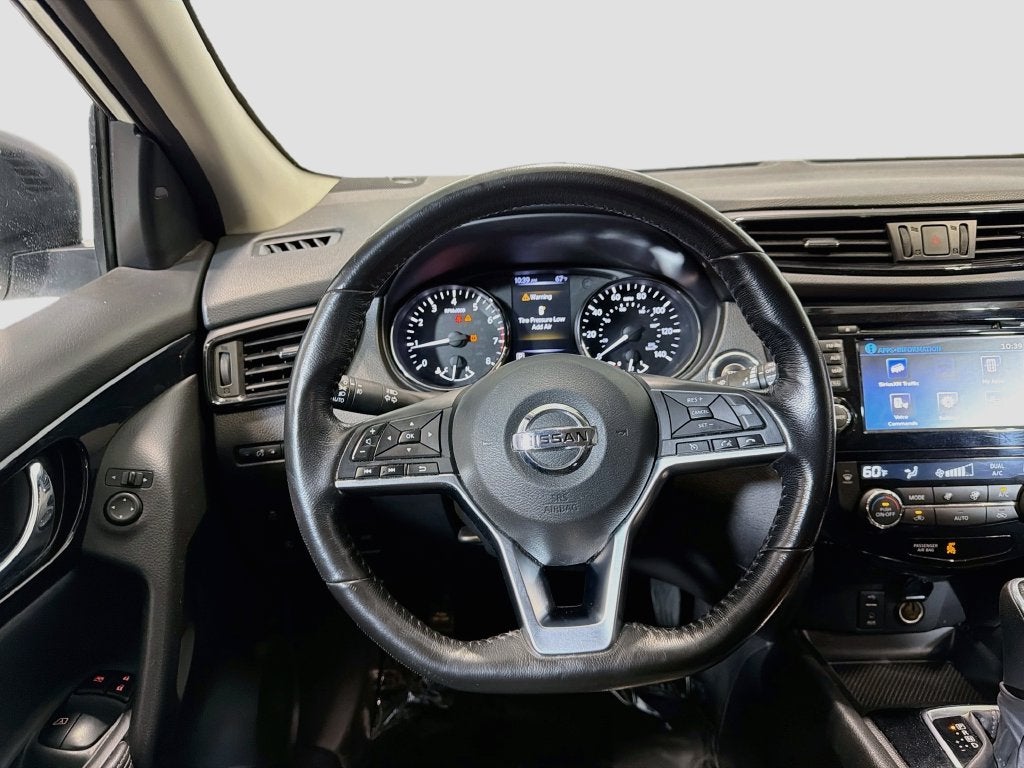 2017 Nissan Rogue Sport SV