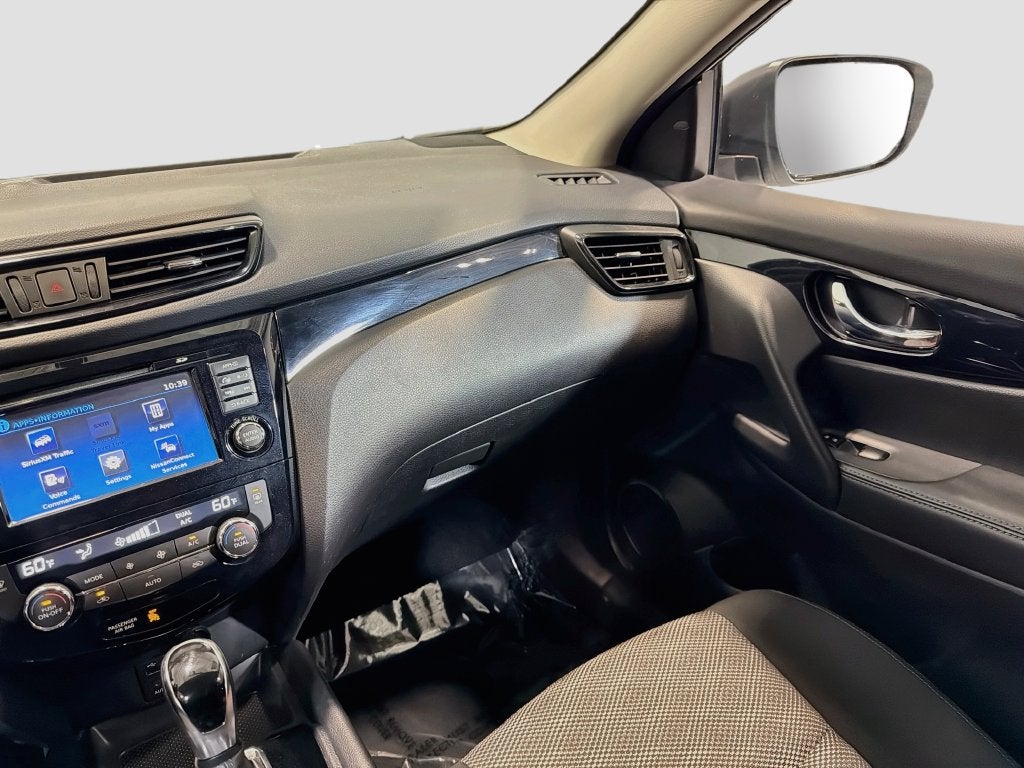 2017 Nissan Rogue Sport SV