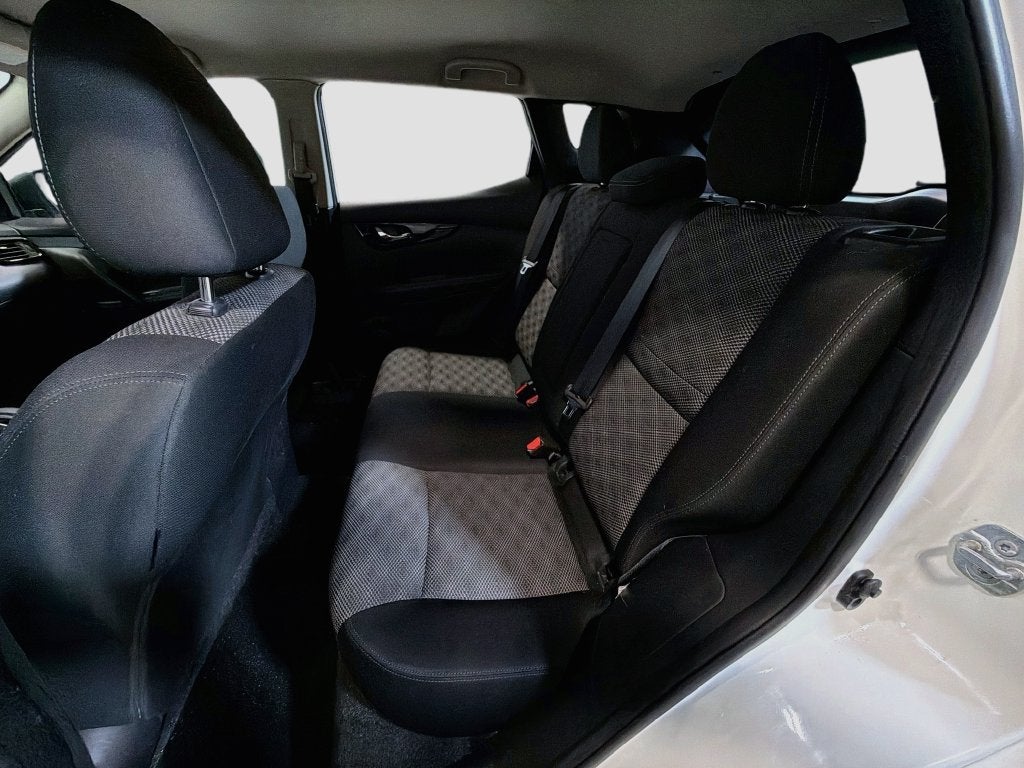 2017 Nissan Rogue Sport SV
